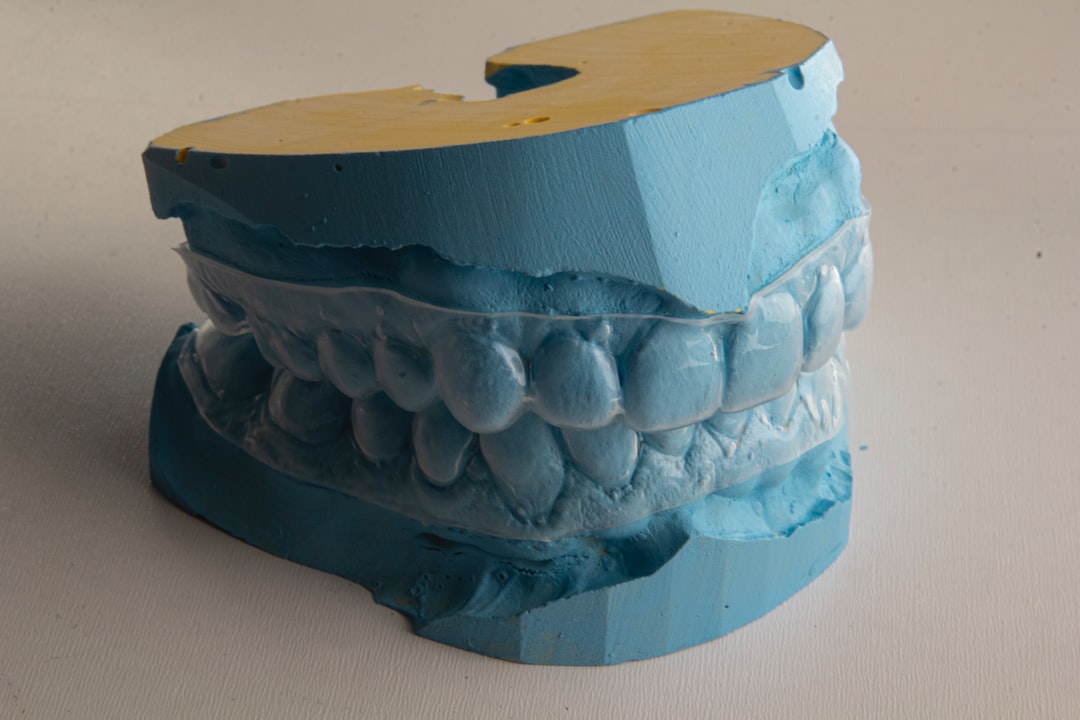 Ankara Şeffaf Plak Tedavisi - İnvisalign Tedavisi Sırasında Ağız ve Diş Hassasiyeti ile Başa Çıkma